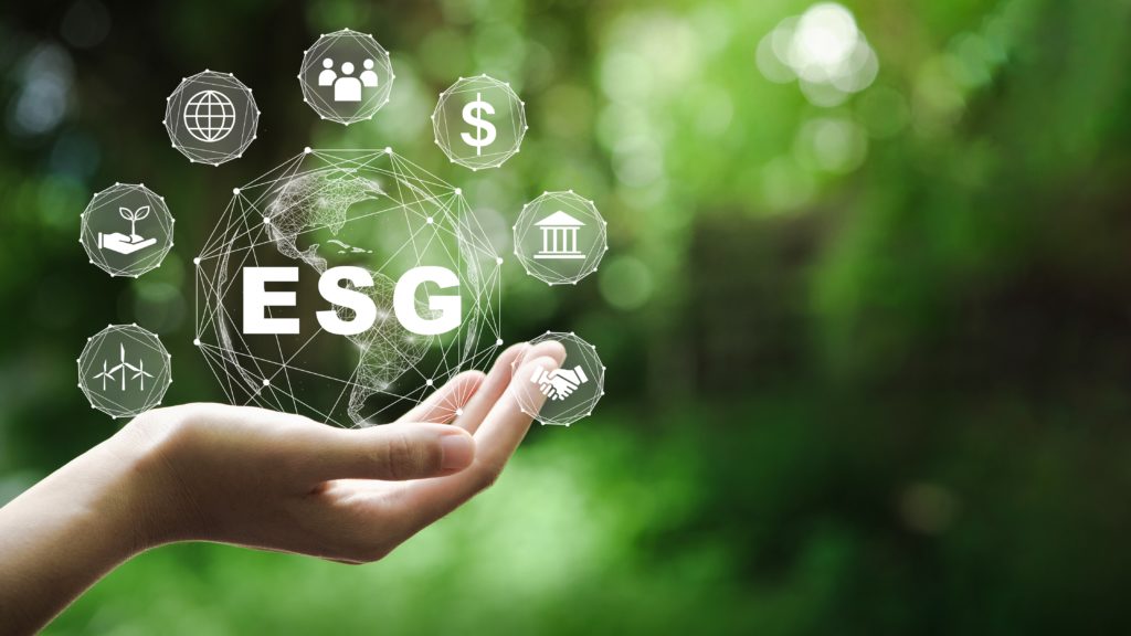ESG significa Environmental, Social and Governance, em português, Ambiental, Social e de Governança.